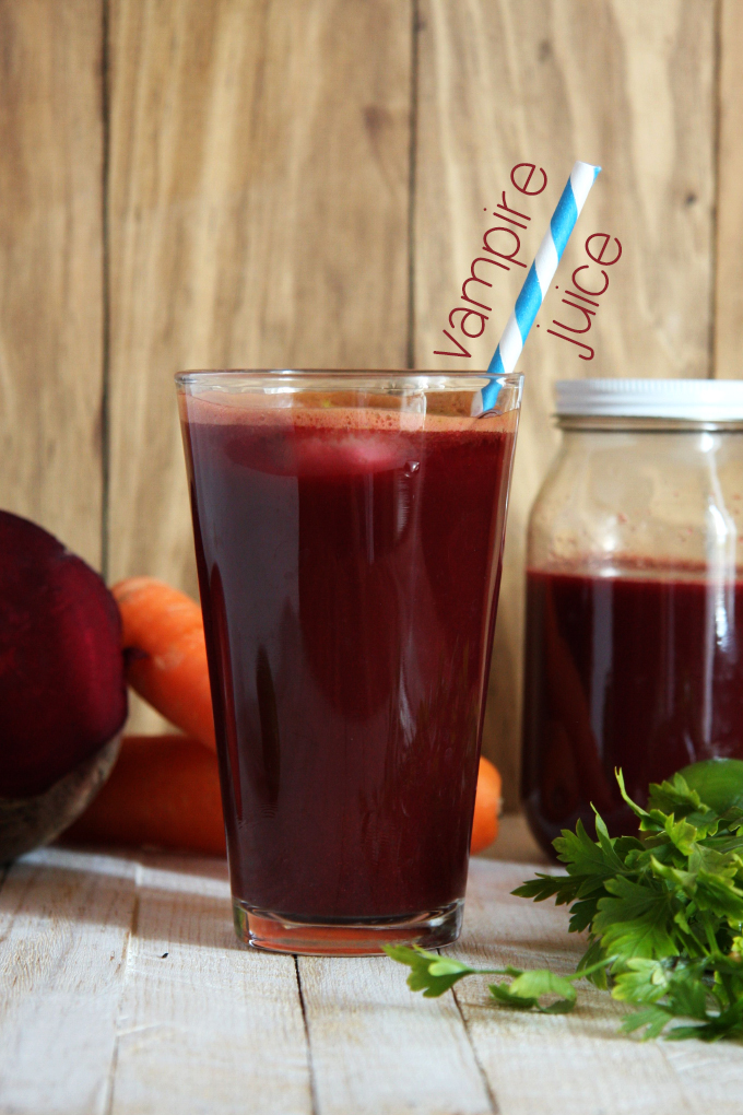 Vampire Fruit and Vegetable Juice (without using any fancy equipment) // 24 Carrot Life