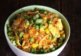 Vegetarian Quinoa Fried Rice // 24 Carrot Life #healthy